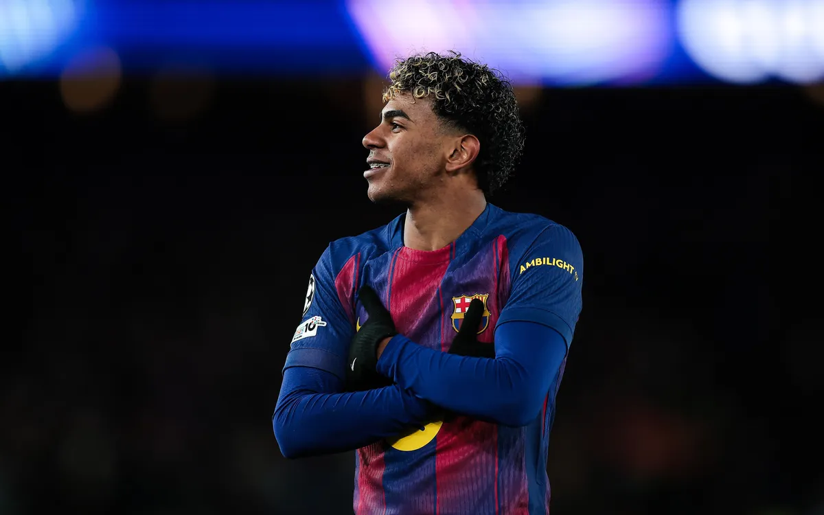 Ballon d’Or : Hansi Flick soutient Lamine Yamal, le jeune Barcelonais assume ses ambitions