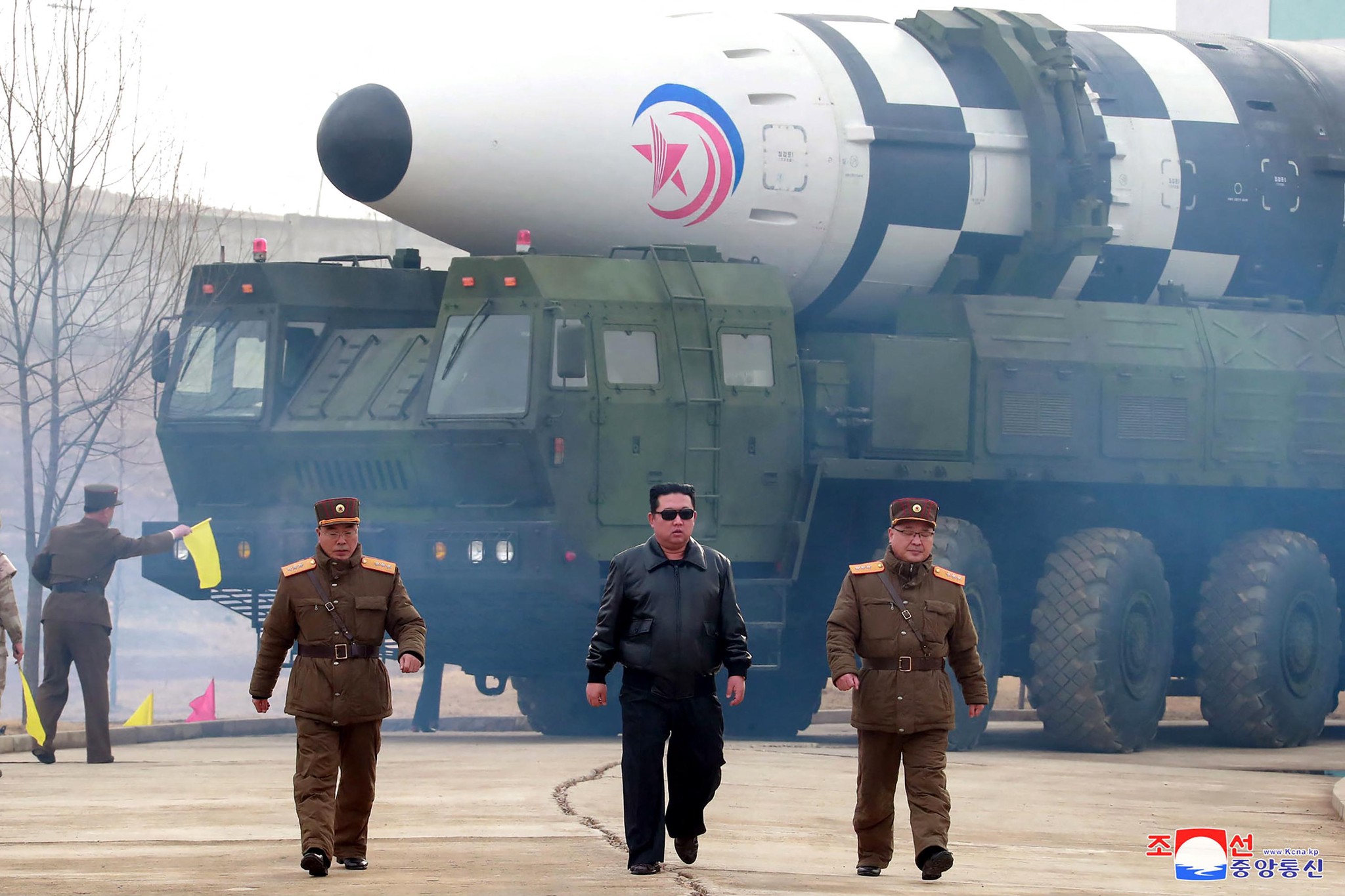 Corée du Nord : Pyongyang teste un missile revendiqué comme dopé à l’intelligence artificielle