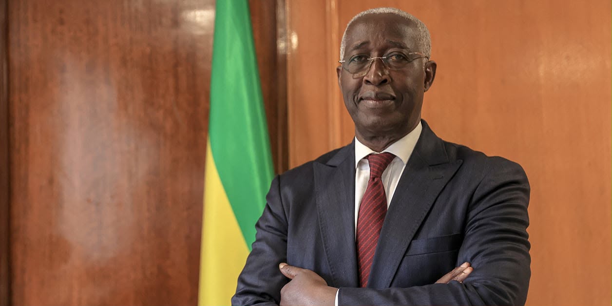 Entre le texte adopté et le journal officiel : Raymond Ndong Sima alerte sur une crise de confiance